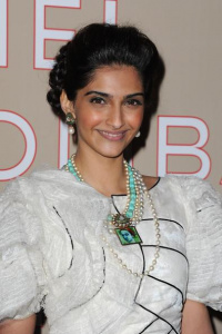 Sonam Kapoor photos
