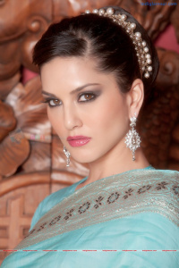Sunny Leone Bollywood Actress photo