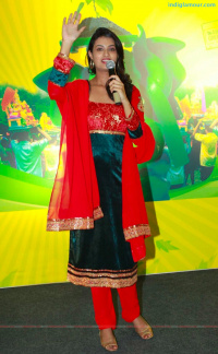 Sayali Bhagat appeals for a Greener Ganesh Chaturthi Hindi Event photos