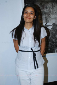 Carol Gracias photos