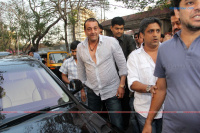 Hrithik Roshan and Sanjay Dutt visited Chandan Theatre Hindi Event photos