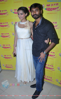 Raanjahanaa Music Launch at Radio Mirchi  Hindi  Event Photos,Raanjahanaa Music Launch at Radio Mirchi  Hindi  Event Stills
