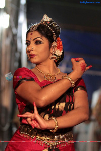 Asha Sarath Malayalam Actress photo