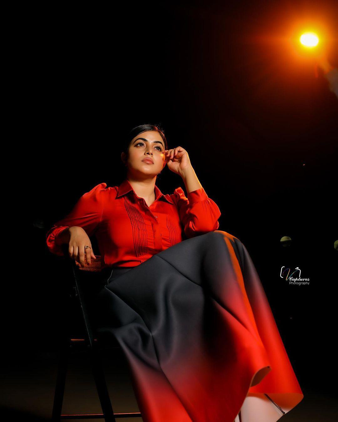 Shamna Kasim Actress Photo Image Pics And Stills