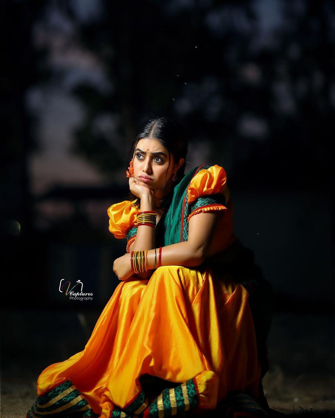 Shamna Kasim Actress Photo Image Pics And Stills