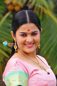Srinidhi Malayalam Actress photo