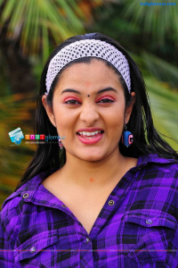 Srinidhi Malayalam Actress photo