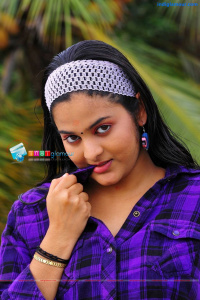 Srinidhi Malayalam Actress photo