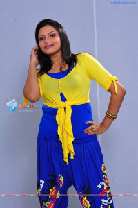 Madhavi Malayalam Actress photo
