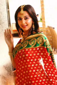 Sanjana photos,Sanjana stills