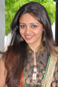 Pudhiya Theerppu photos