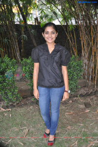 Niveda Thomas Tamil Actress photo