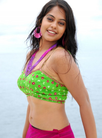 Bindhu Madhavi photos