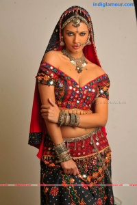 Gabriela Bertante Tamil Actress photo