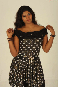 Naam Oruvar photos