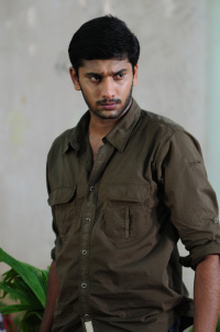 Mouna Guru photos
