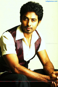 Malaipozhudhin Mayakathile photos