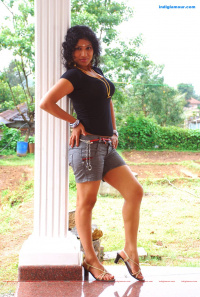 Kalla Parunthu photos