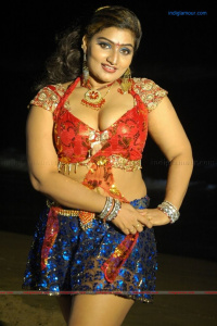 Avan Appadithan photos