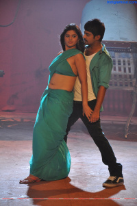 Uyirikku Uriyaga photos