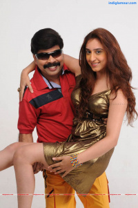 Naalu Perum Rommmba Nallavanga photos