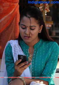 Kathiyai Theetathe Buthiyai Theetu photos