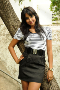 Sanjana photos,Sanjana stills