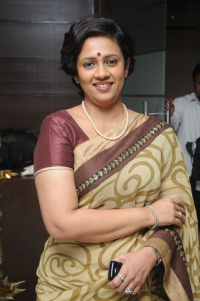 Lakshmi Ramakrishnan photos