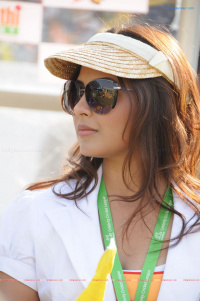Madhu Shalini South Actress photo