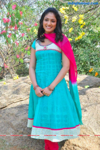 Haripriya South Actress photo