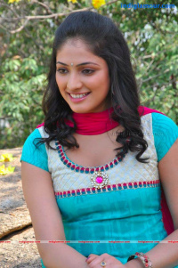 Haripriya South Actress photo