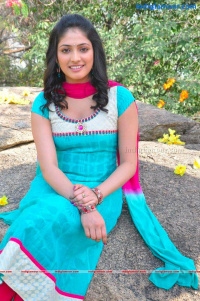 Haripriya South Actress photo