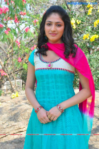 Haripriya South Actress photo