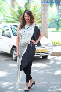 Manchu Lakshmi South Actress photo