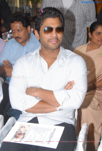 Allu Arjun promotes Anti Child Labour photos