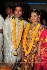 Allu Arjun Weds Sneha Reddy photos