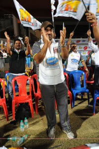 Karnataka Bulldozers Vs Mumbai Heroes Telugu Event photo