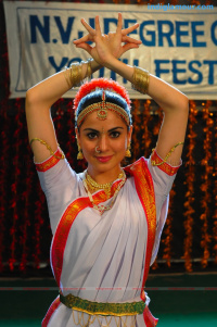Shradha Arya photos