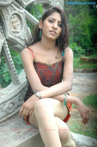 Snisheeka Telugu Actress photos
