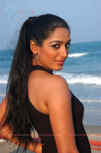 Andari Bhanduvaya photos