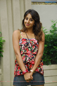 Mugguru photos