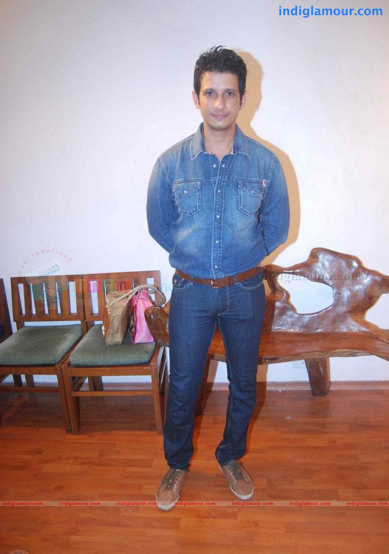 Sharman Joshi Actor hd photo