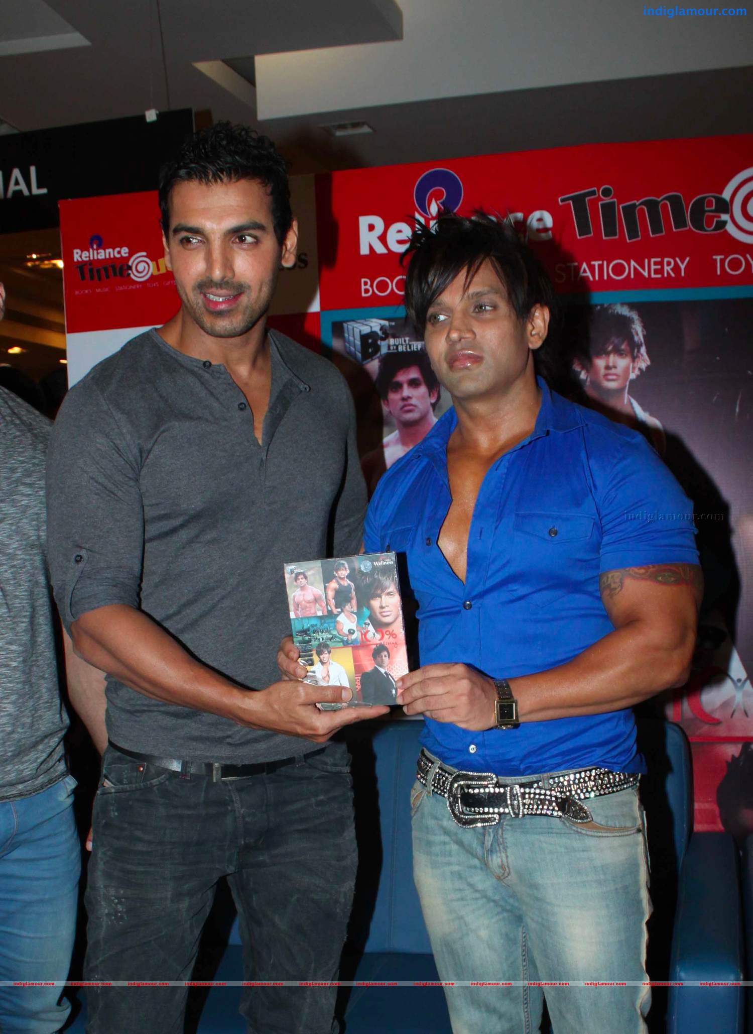 John Abraham Actor hd photo