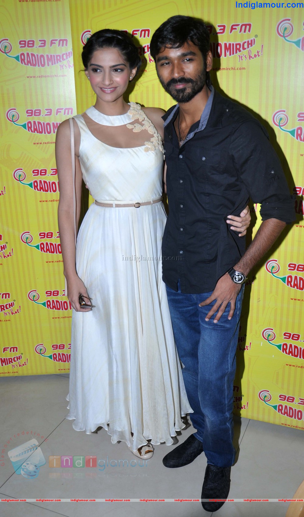 Dhanush Actor hd photo