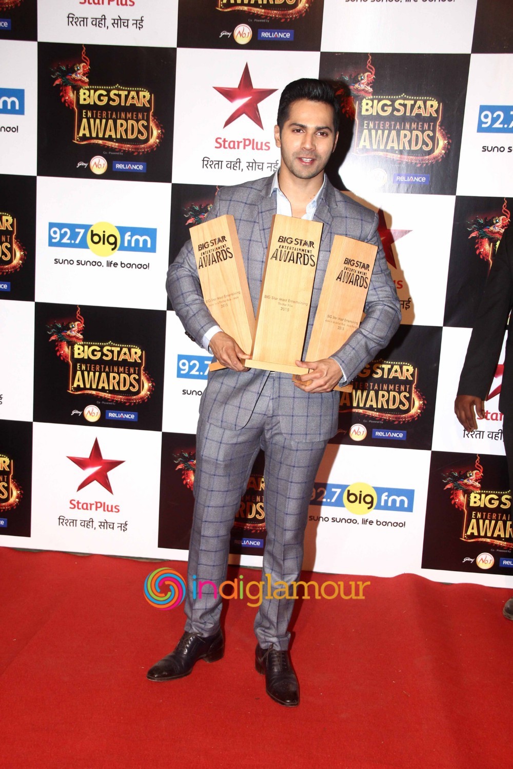 Varun Dhawan Actor hd photo