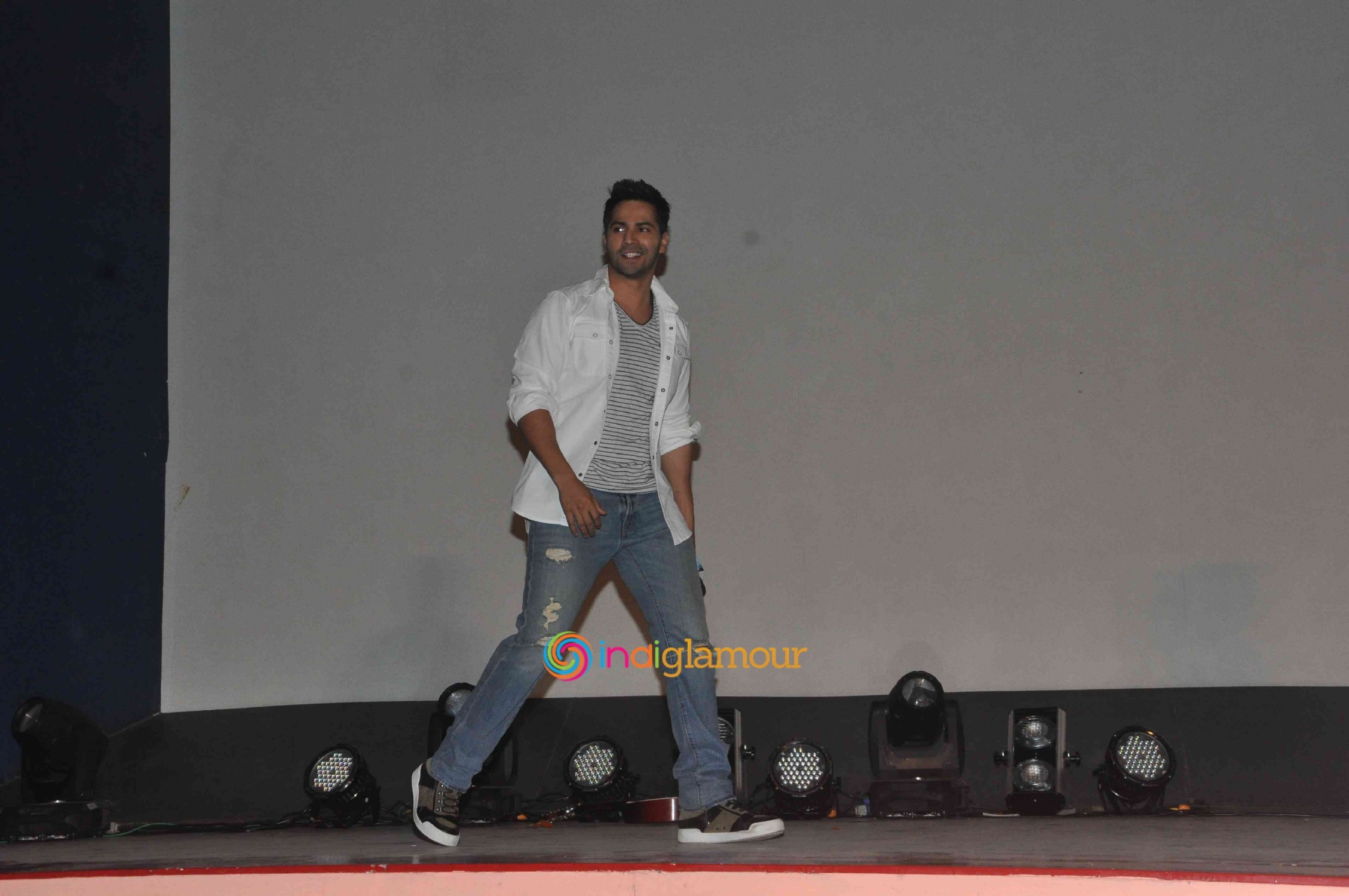 Varun Dhawan Actor hd photo