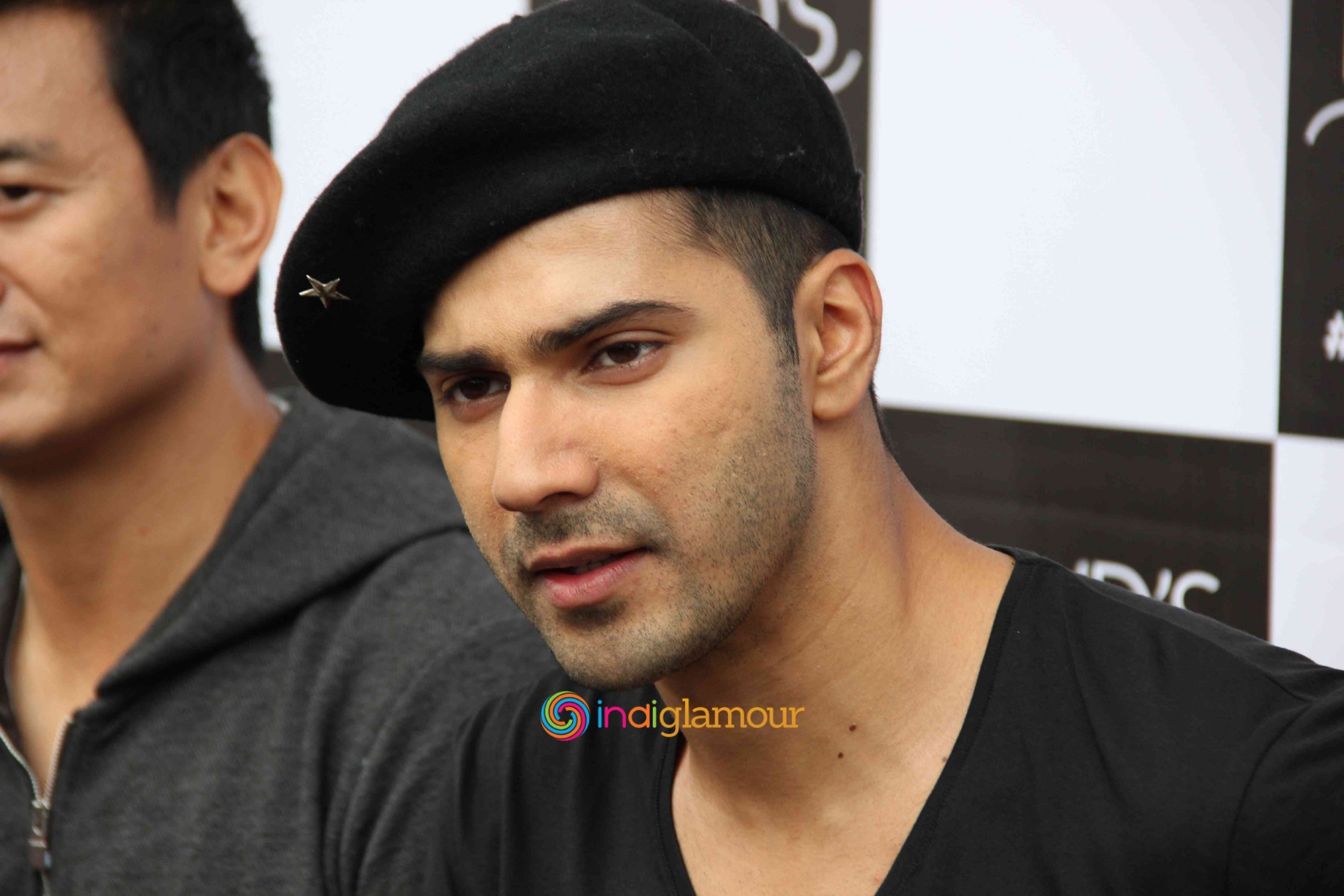 Varun Dhawan Actor hd photo