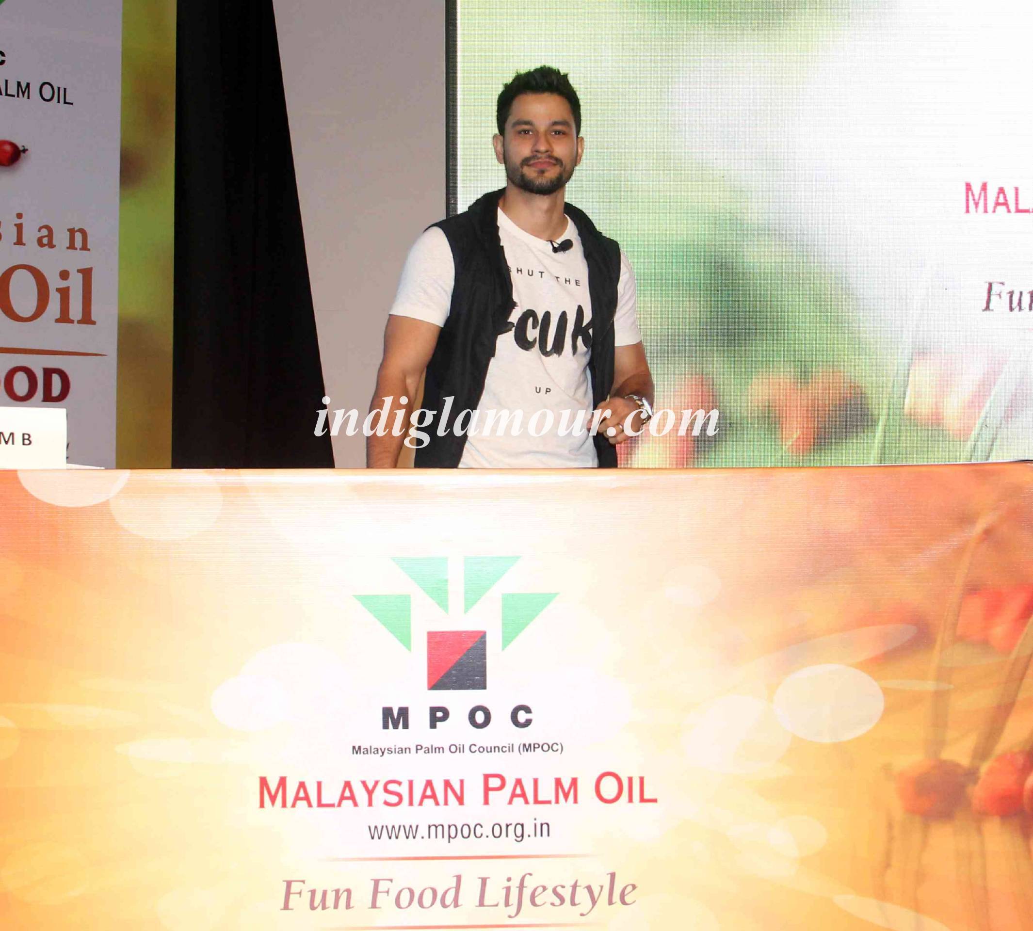 Kunal Khemu Actor hd photo