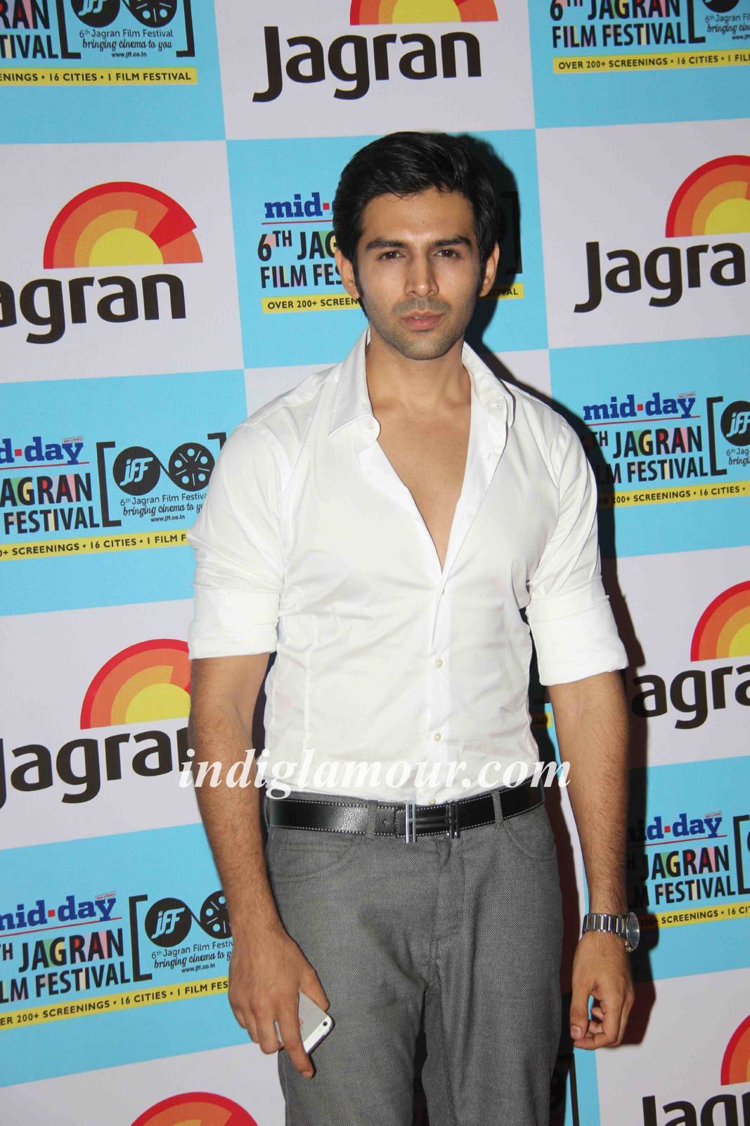 Kartik Aaryan Actor hd photo