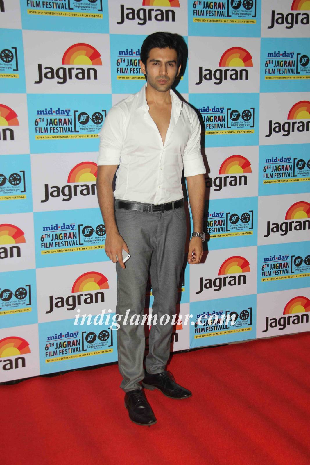 Kartik Aaryan Actor hd photo